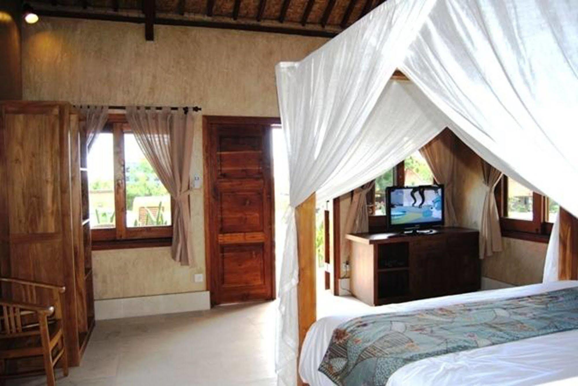 Three Monkeys Villas Пекату Экстерьер фото