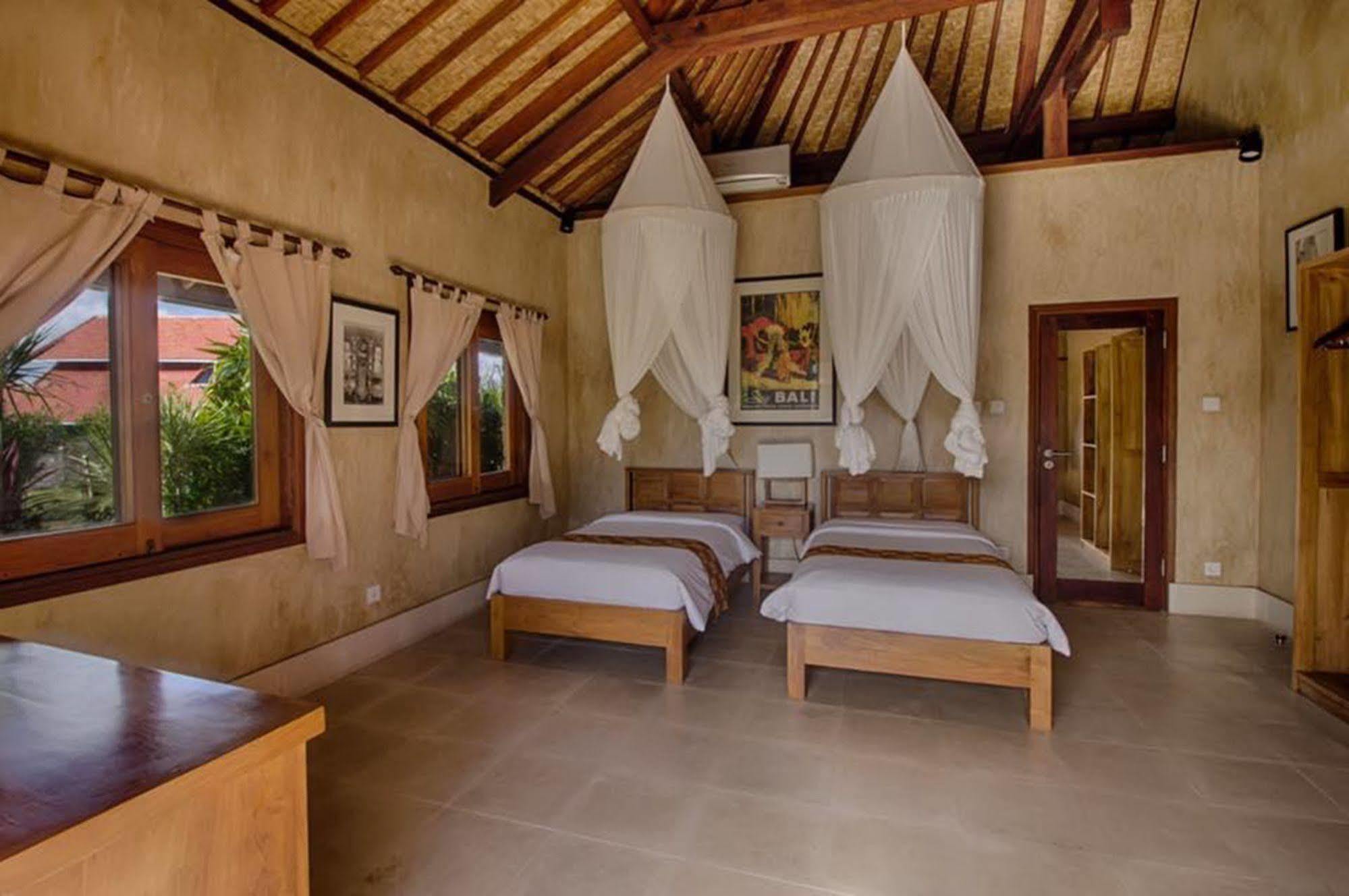 Three Monkeys Villas Пекату Экстерьер фото